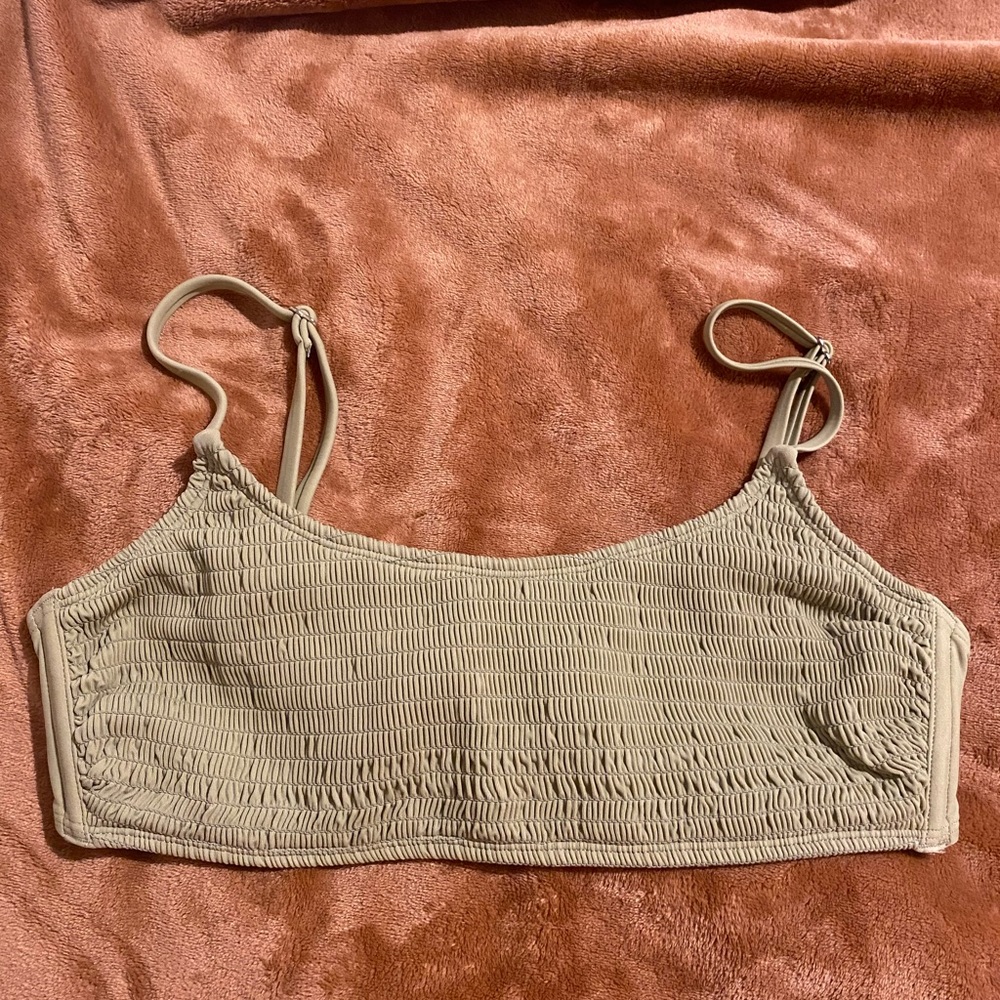 Xhilaration green swim top, size X-Large